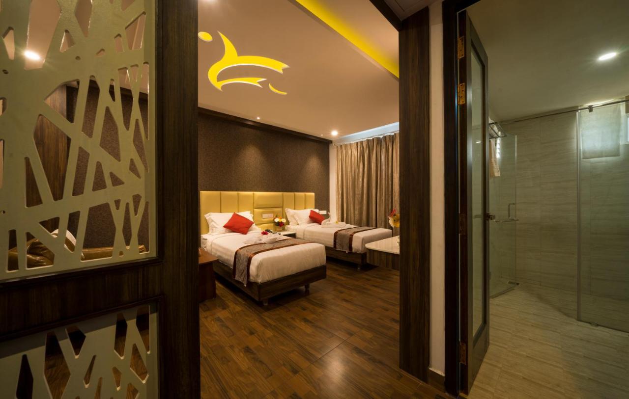 CR Grande Hotell Madurai Exteriör bild